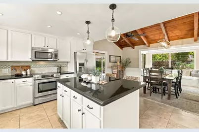 919 Valley Dr, Vista, CA 92084 - Photo 15