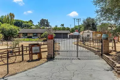 1905 Green Vista Lane, Fallbrook, CA 92028 - Photo 47