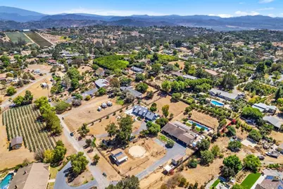 1905 Green Vista Lane, Fallbrook, CA 92028 - Photo 51