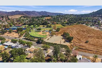 1213 S Citrus, Escondido, CA 92027 - Photo 25