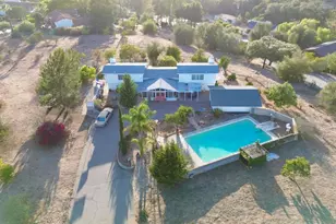 1701 Acacia Ln, Fallbrook, CA 92028 - Photo 3