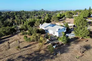 1701 Acacia Ln, Fallbrook, CA 92028 - Photo 7