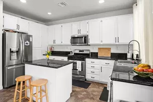 38977 Lone Cir, Murrieta, CA 92563 - Photo 11