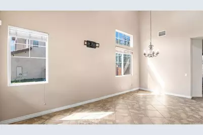 38977 Lone Cir, Murrieta, CA 92563 - Photo 7