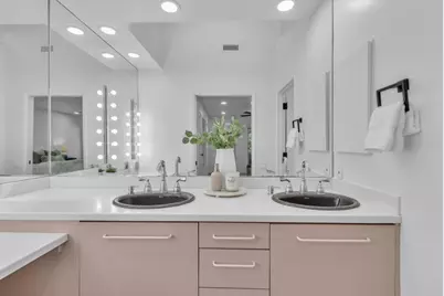 5524 Caminito Herminia, La Jolla, CA 92037 - Photo 27