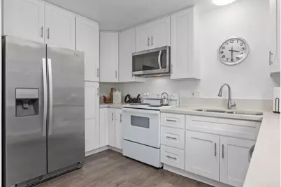 8781 Hillery Drive, San Diego, CA 92126 - Photo 15