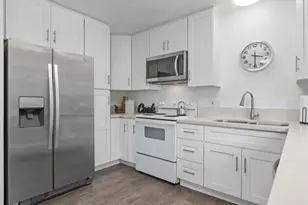 8781 Hillery Dr, San Diego, CA 92126 - Photo 15