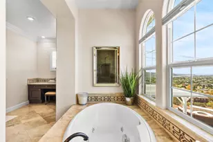 6951 Amber Ln, Carlsbad, CA 92009 - Photo 55