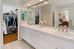 9606 Claiborne Square, La Jolla, CA 92037 - Photo 29