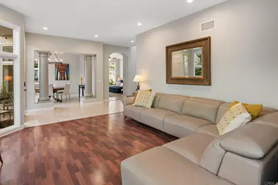 9606 Claiborne Square, La Jolla, CA 92037 - Photo 9