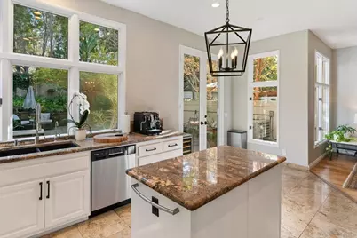 9606 Claiborne Square, La Jolla, CA 92037 - Photo 13