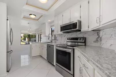 12012 Caminito Ryone, San Diego, CA 92128 - Photo 5