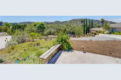 10236 Lake Meadow Lane, Escondido, CA 92026 - Photo 37