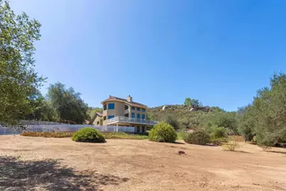 26285 Calle De Encinas, Valley Center, CA 92082 - Photo 29