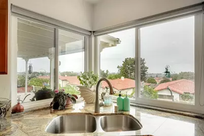 6727 Russelia Ct, Carlsbad, CA 92011 - Photo 13
