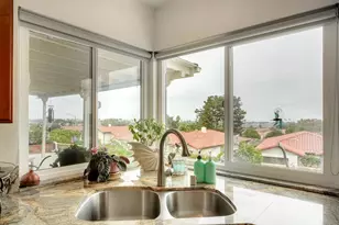 6727 Russelia Ct, Carlsbad, CA 92011 - Photo 13