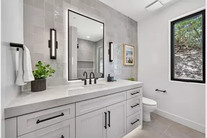 1376 Tennis Club Drive, Encinitas, CA 92024 - Photo 39
