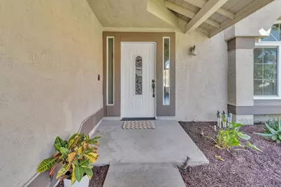 41855 Shorewood Ct, Temecula, CA 92591 - Photo 3