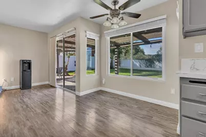 41855 Shorewood Ct, Temecula, CA 92591 - Photo 9