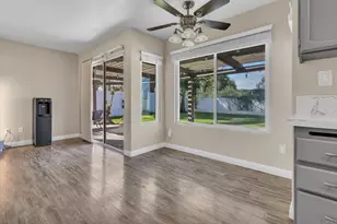 41855 Shorewood Ct, Temecula, CA 92591 - Photo 9