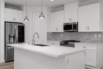 3131 Asto Pl, Carlsbad, CA 92010 - Photo 11