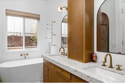 1258 Mariposa Road, Carlsbad, CA 92011 - Photo 15