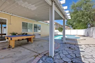 24493 Corte Rojelio, Murrieta, CA 92562 - Photo 35