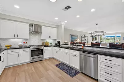 2538 Navarra Drive #C, Carlsbad, CA 92009 - Photo 9