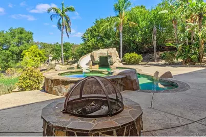 1154 Via Valle, Escondido, CA 92029 - Photo 33