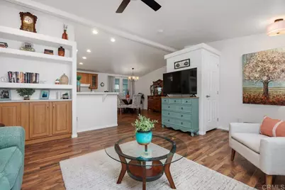120 Brookside Lane, Oceanside, CA 92056 - Photo 9