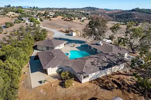 11961 Mesa Verde Dr, Valley Center, CA 92082 - Photo 3