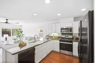1009 Longfellow Ct, Oceanside, CA 92057 - Photo 1