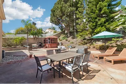 1642 Marbella Drive, Vista, CA 92081 - Photo 5