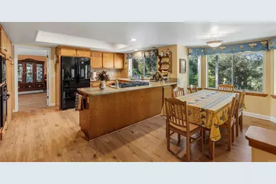13872 Misty Oak Road, Valley Center, CA 92082 - Photo 11