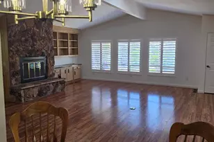 8975 Lawrence Welk Dr, Escondido, CA 92026 - Photo 9
