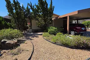 8975 Lawrence Welk Dr, Escondido, CA 92026 - Photo 5