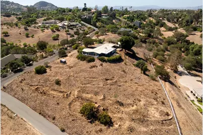 4880 San Jacinto Circle East, Fallbrook, CA 92028 - Photo 45
