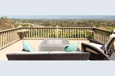 4880 San Jacinto Circle East, Fallbrook, CA 92028 - Photo 3