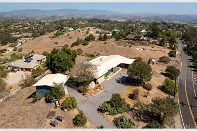 4880 San Jacinto Circle East, Fallbrook, CA 92028 - Photo 39