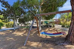 2900 Harris Dr, Vista, CA 92084 - Photo 23