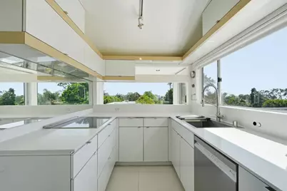 5628 Linda Rosa, La Jolla, CA 92037 - Photo 21