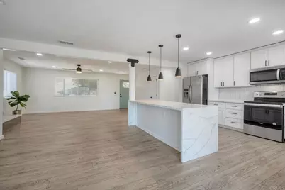 2449 Primrose Ave, Vista, CA 92083 - Photo 13