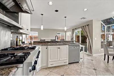 914 Tempera Court, Oceanside, CA 92057 - Photo 9