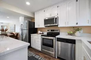 328 Winsome Pl, Encinitas, CA 92024 - Photo 9