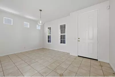 471 Camino Verde, San Marcos, CA 92078 - Photo 3