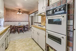 218 N Hayden Dr, Escondido, CA 92027 - Photo 11