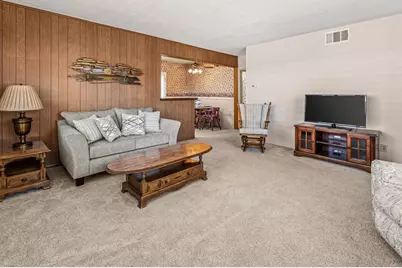 218 N Hayden Drive, Escondido, CA 92027 - Photo 5