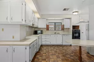 8975 Lawrence Welk Dr, Escondido, CA 92026 - Photo 25