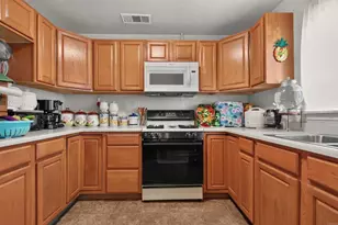 4398 E Bonnyview Rd, Redding, CA 96001 - Photo 9