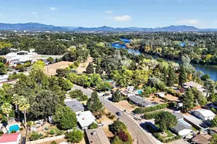 4398 E Bonnyview Rd, Redding, CA 96001 - Photo 33